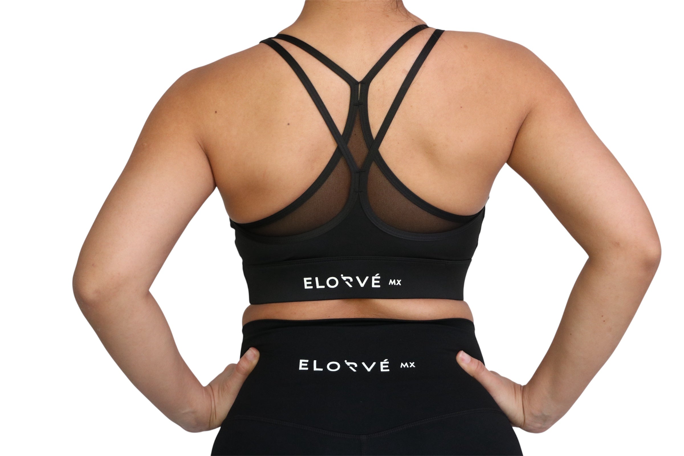 Top deportivo con mesh
