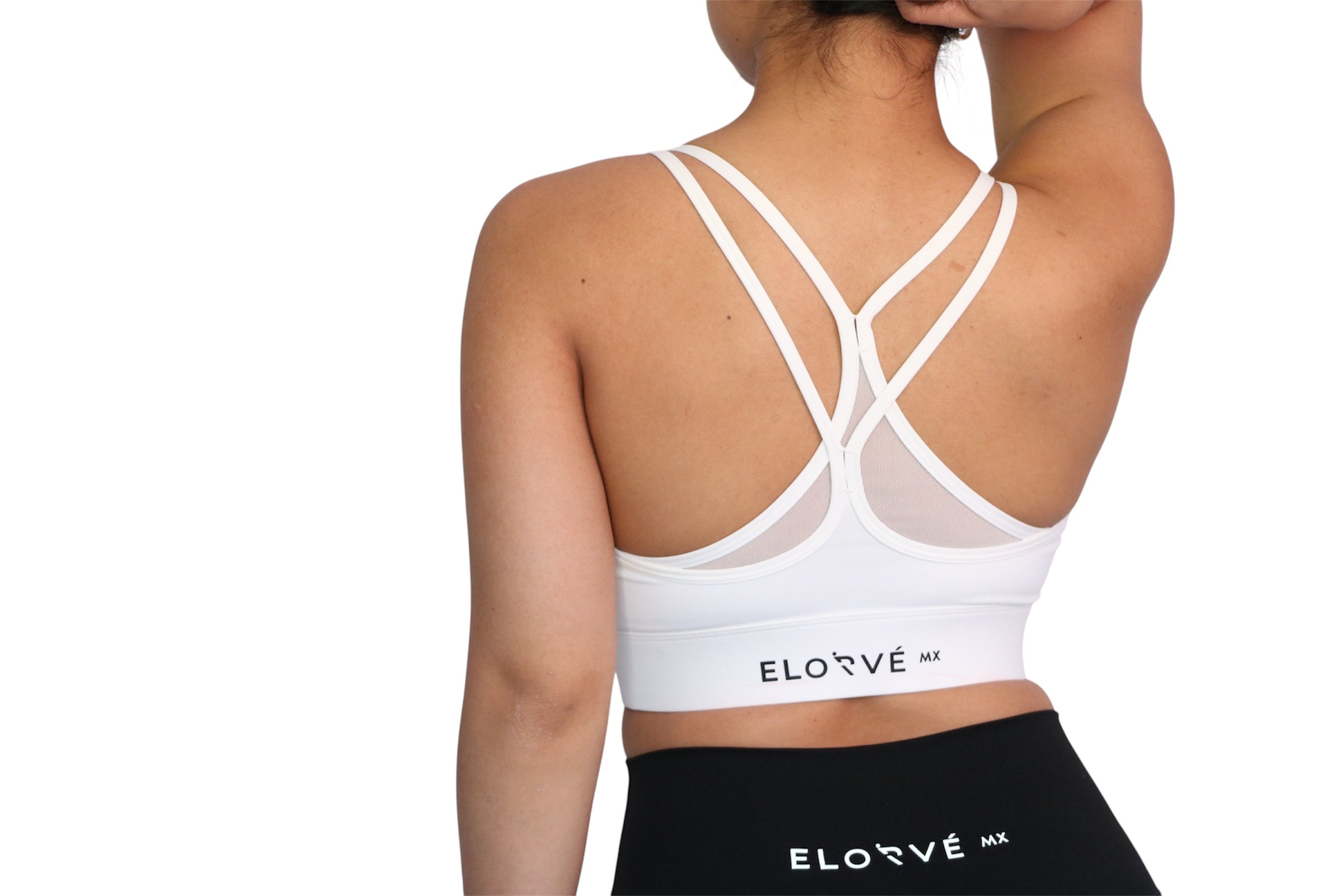 Top deportivo con mesh